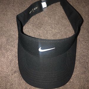 Nike visor